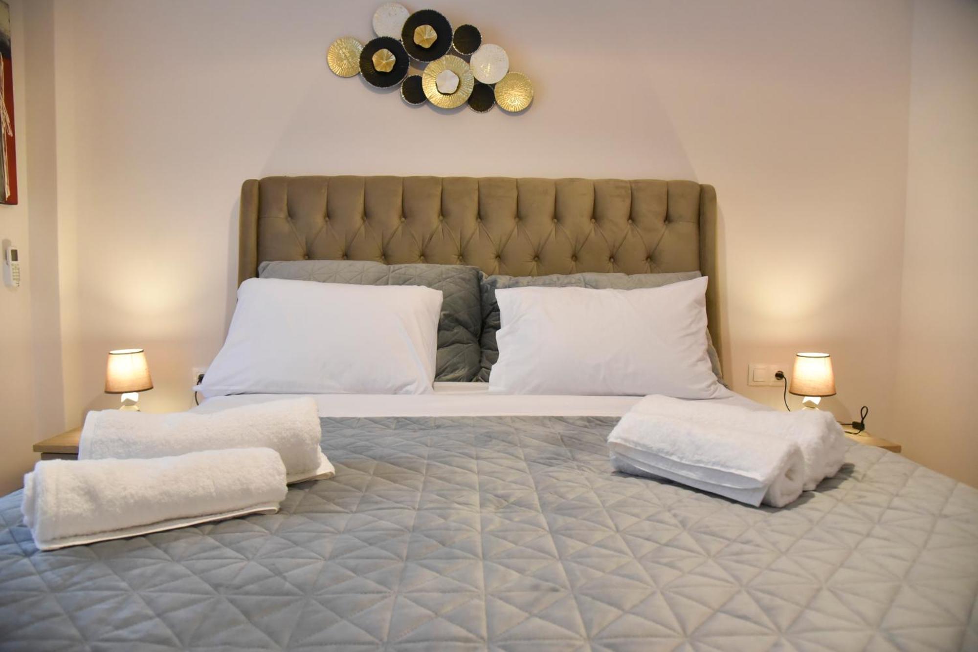 Ηλιόλουστο Apartman Athén Kültér fotó